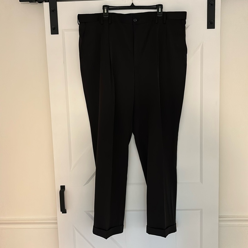 Men’s black izod dress pants